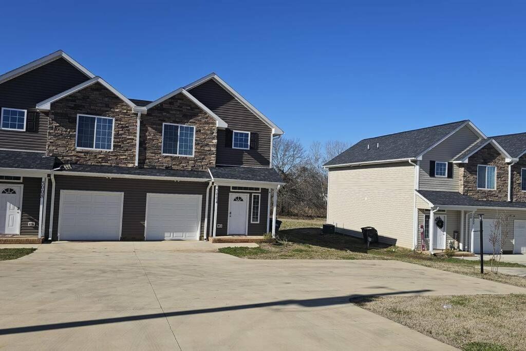 Villa Charming & Spacious 3Br House Concord Exterior foto